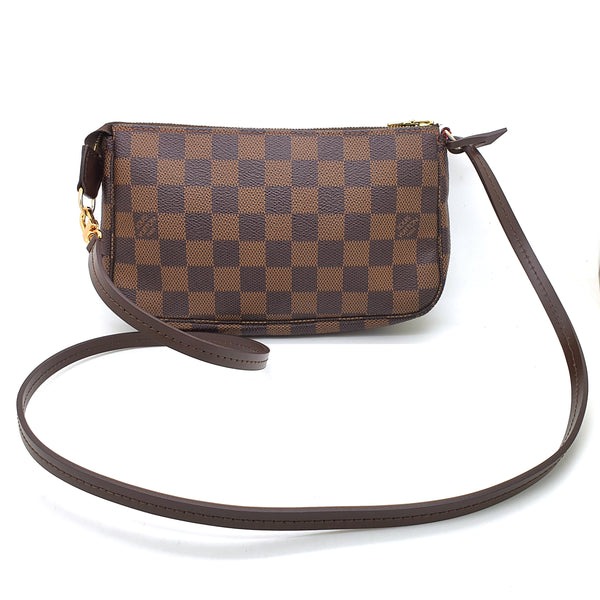 small louis shoulder bag leather
