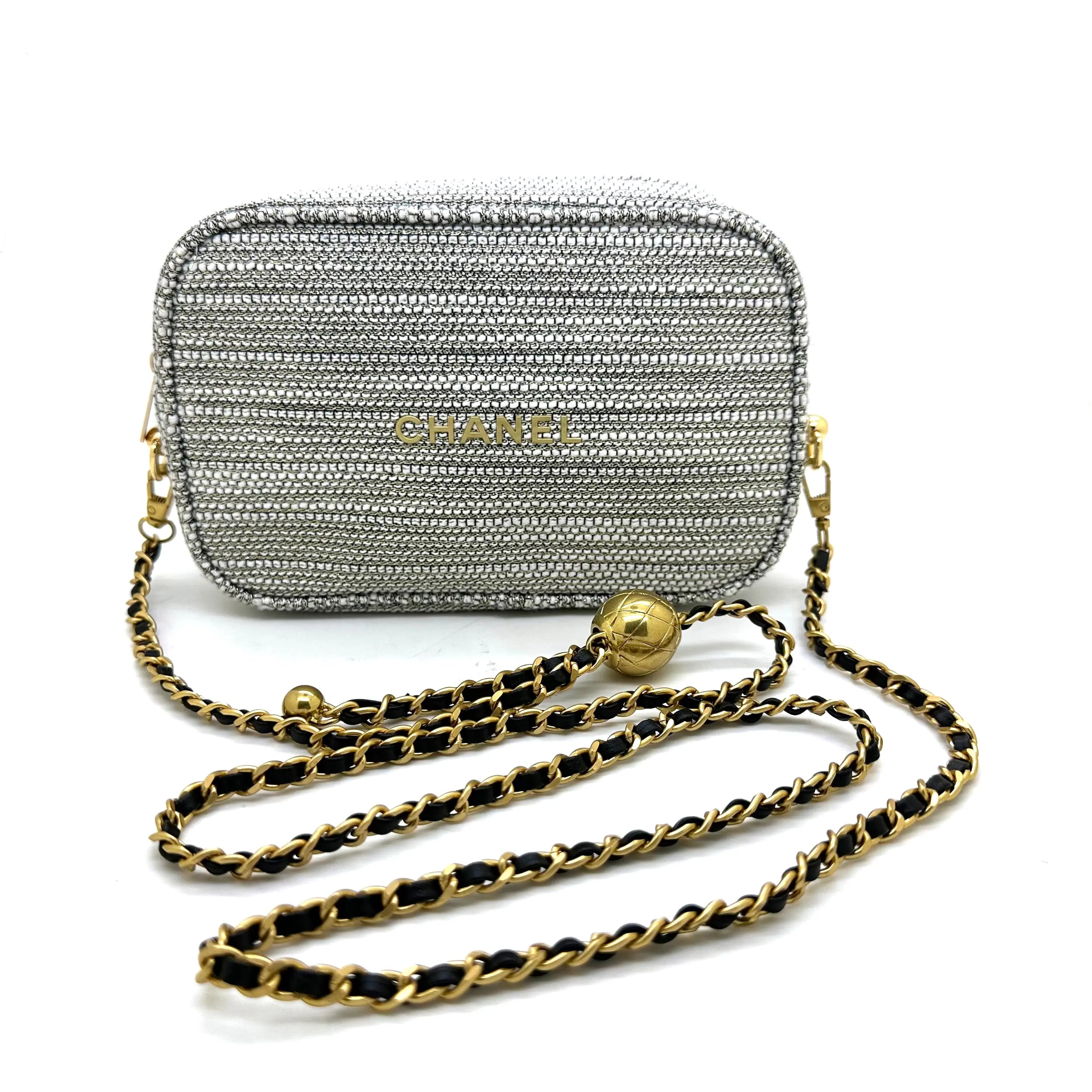 BRASS METAL AND BLACK LEATHER ADJUSTABLE CHAIN dressupyourpurse