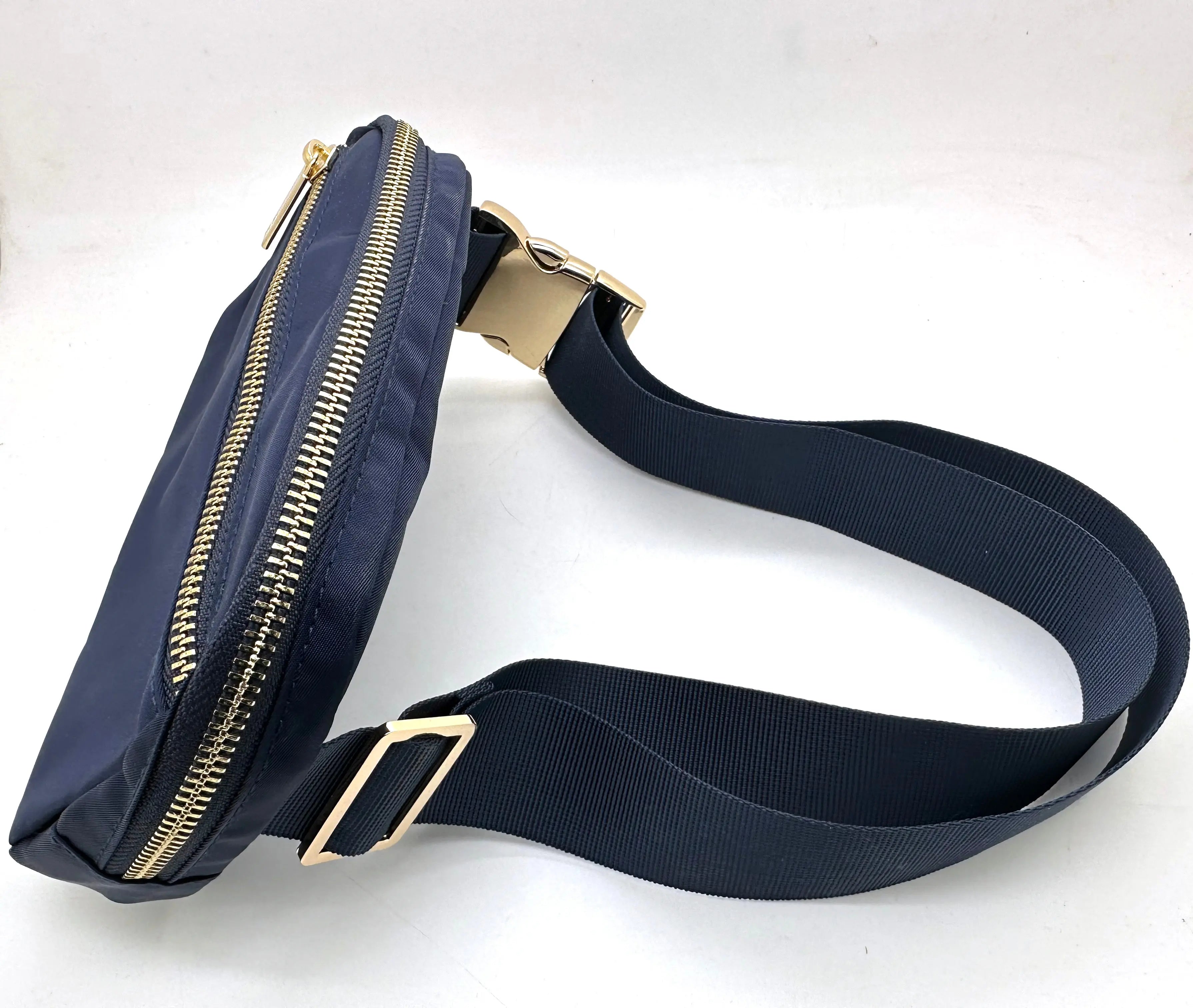 OUTLET "On the Move" bag - Premium Nylon Fanny Pack - Navy dressupyourpurse