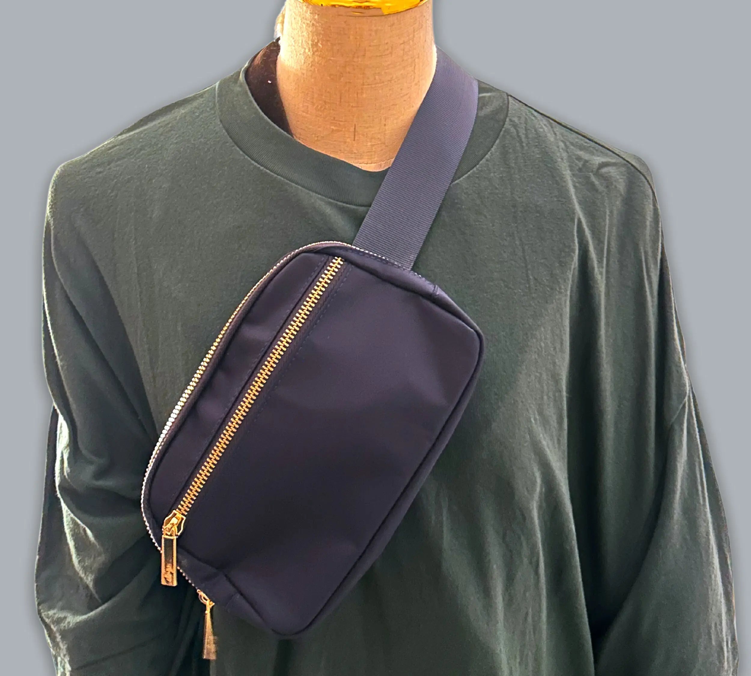 OUTLET "On the Move" bag - Premium Nylon Fanny Pack - Navy dressupyourpurse