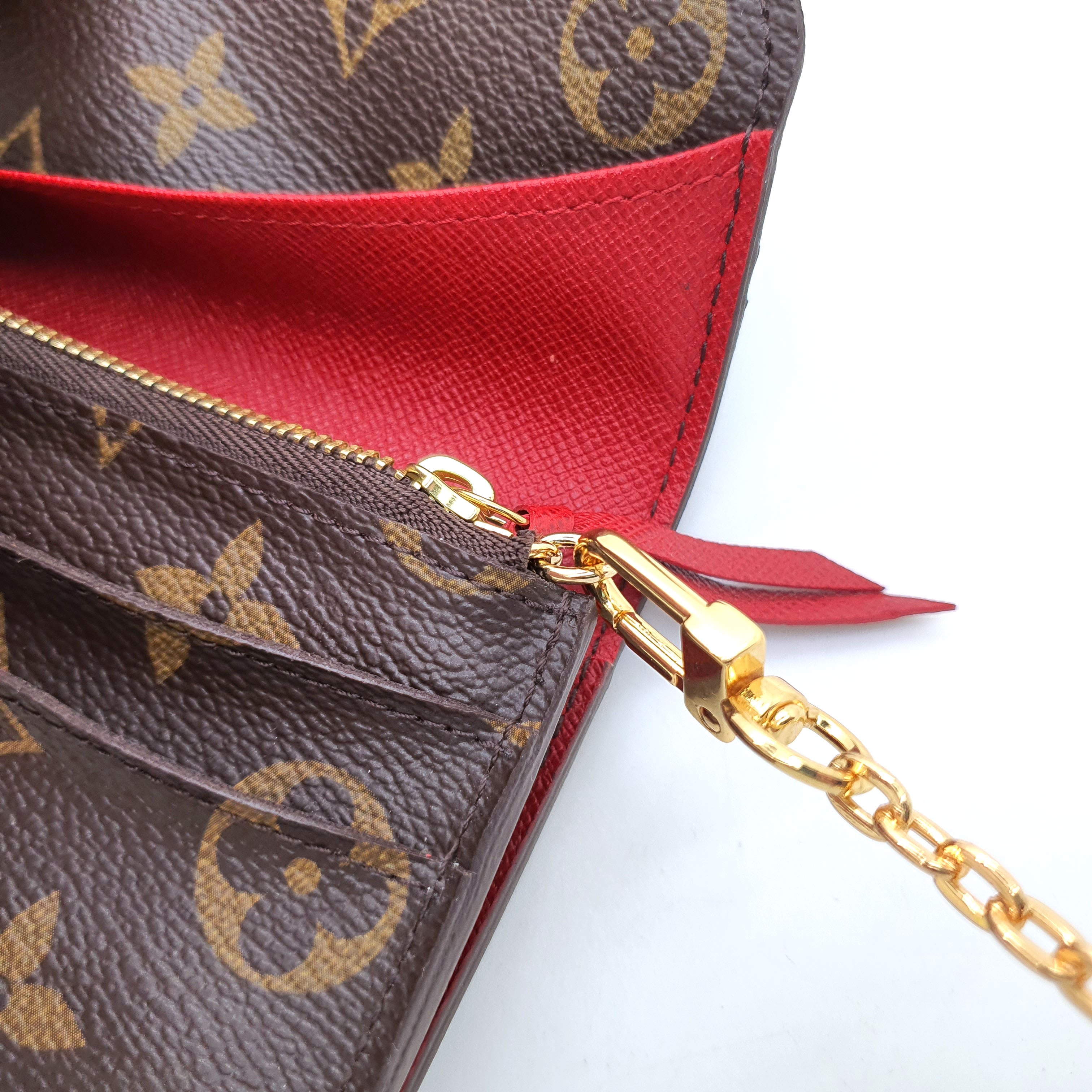 Louis Vuitton Sarah store Crossbody Converted Wallet (MB1022)