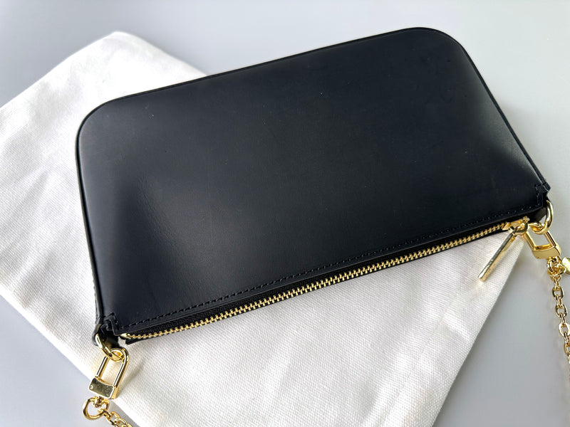 La pochette Black Vachetta leather Medium Pouch – dressupyourpurse