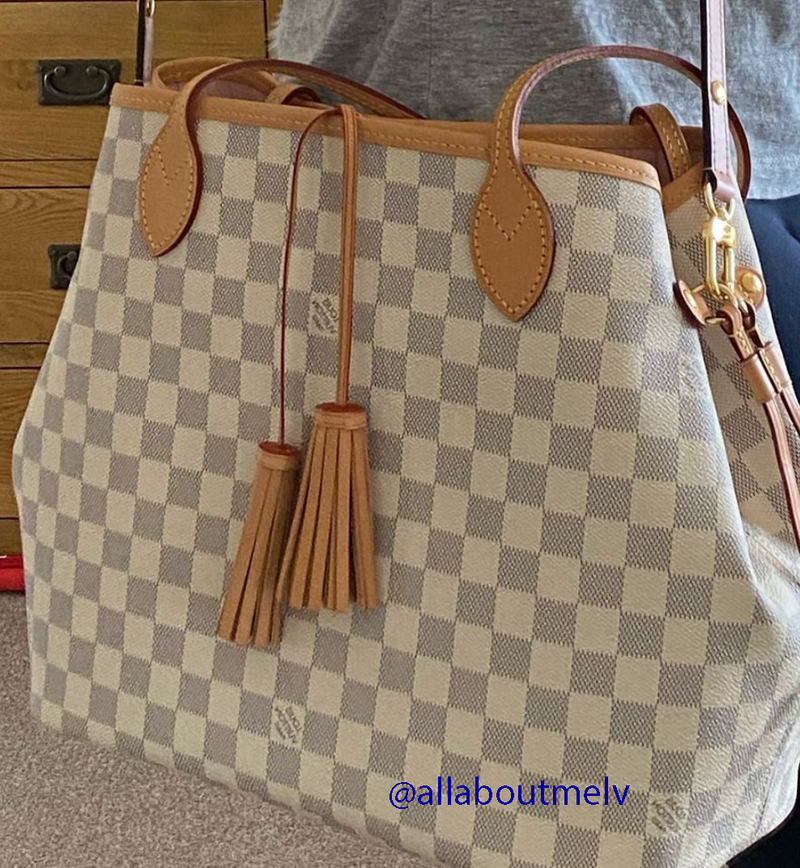 Vachetta Leather Double Tassel Bag Charm – dressupyourpurse